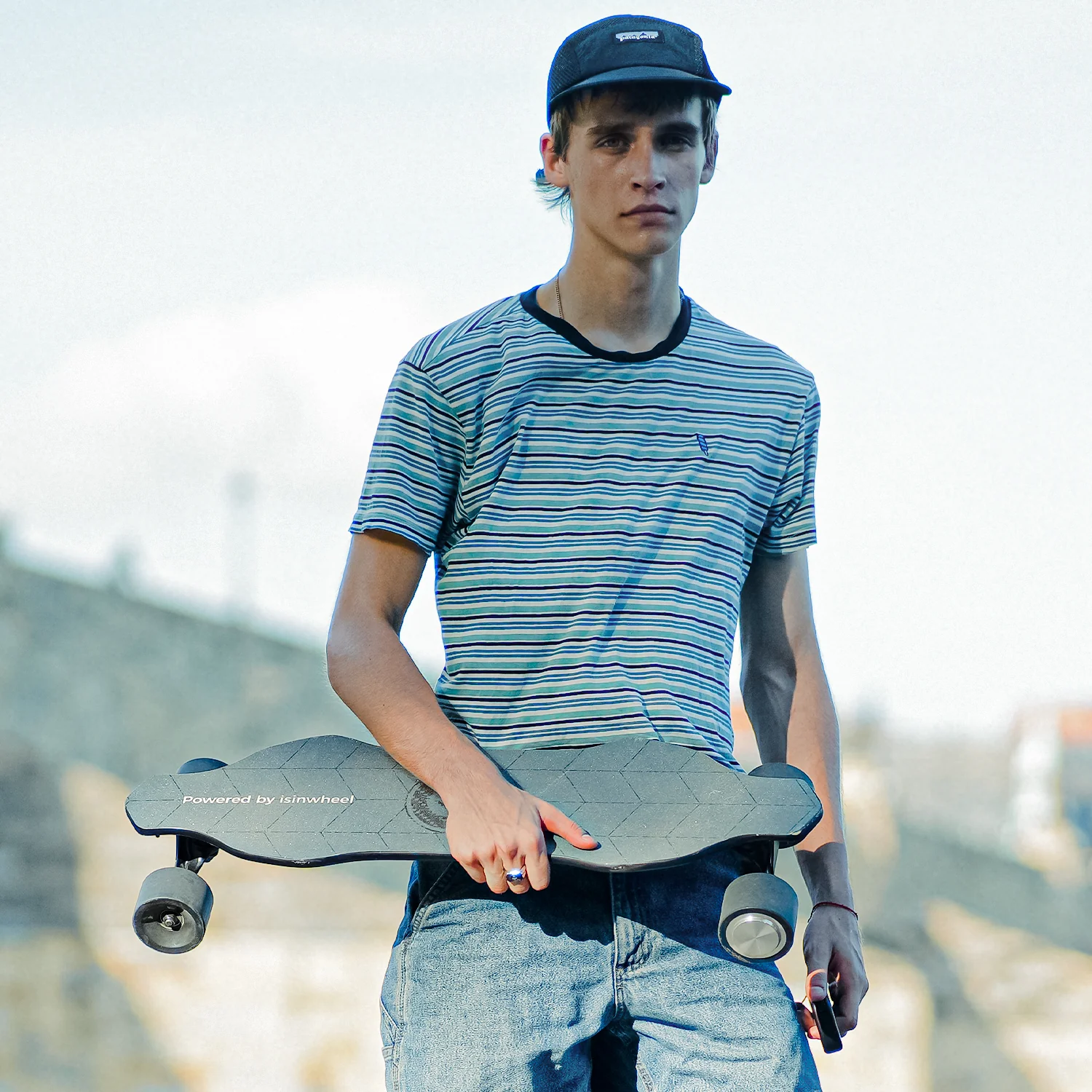 isinwheel® V6 Electric Skateboard with Remote Control - Image 14